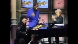 Little Richard amp Lloyd Price  Lawdy Miss Clawdy Live 1994 [upl. by Rudman]